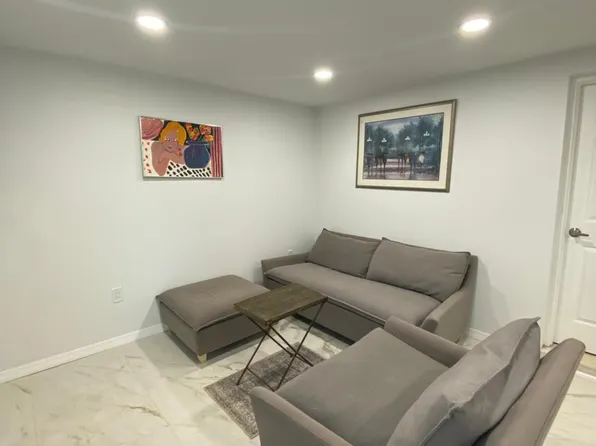 (undisclosed Address), Englewood, FL 34223