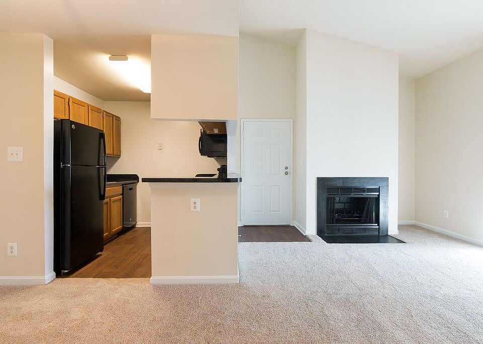 1st image of 86 Heritage Way NE #88-304