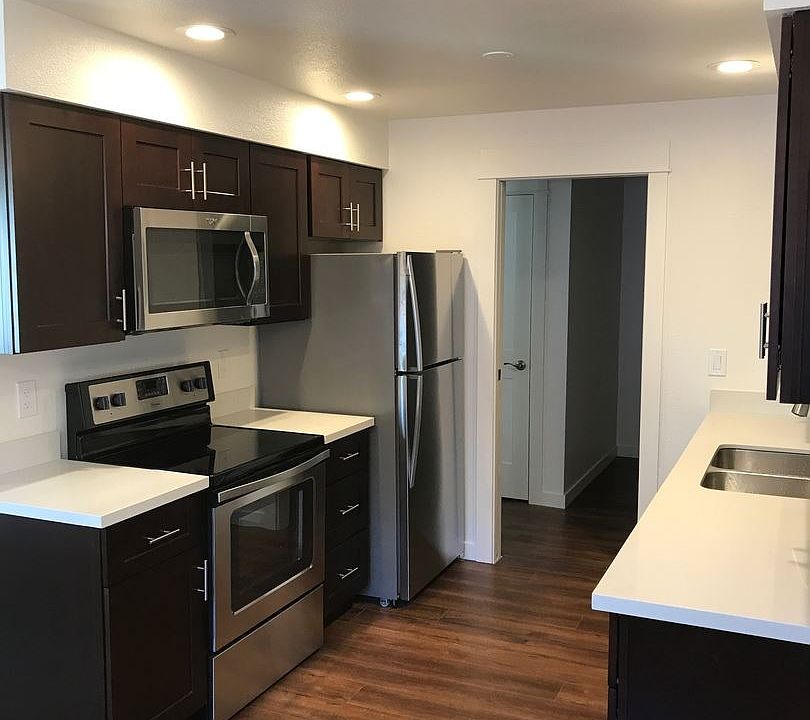 1st image of 1515 NE 148th St APT 203