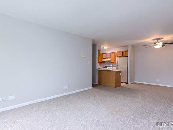 4th image of 206 W Maple Ave APT 2G