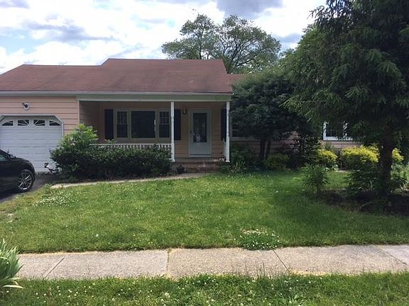 3rd image of 617 Garfield Ave