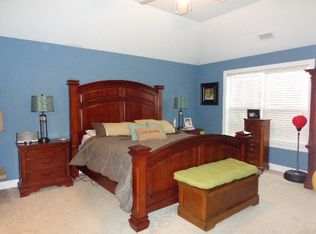 589 Castle Bay Dr, Hampstead, NC 28443