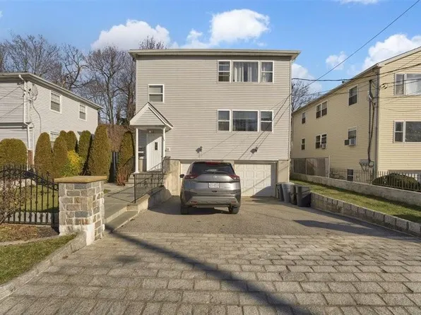 65 Ashland Street, New Rochelle, NY 10801