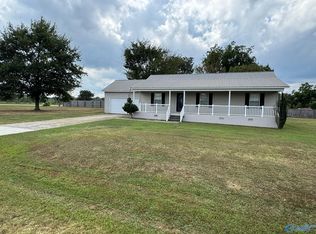 15 Jennifer Ln, Boaz, AL 35957