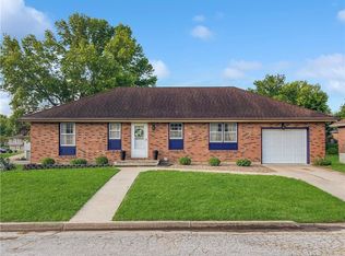 505 W 30th St, Higginsville, MO 64037