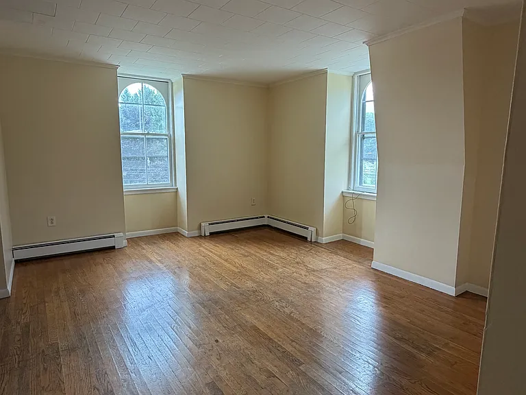 237 Jefferson Hts #6 — Photo 8