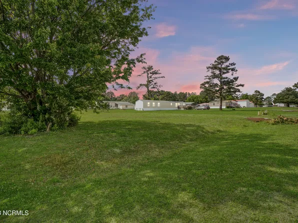 148 Gray Road, Newport, NC 28570