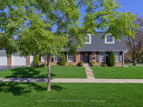 1 Kenmanor Blvd, Toronto, ON M1W 1R4