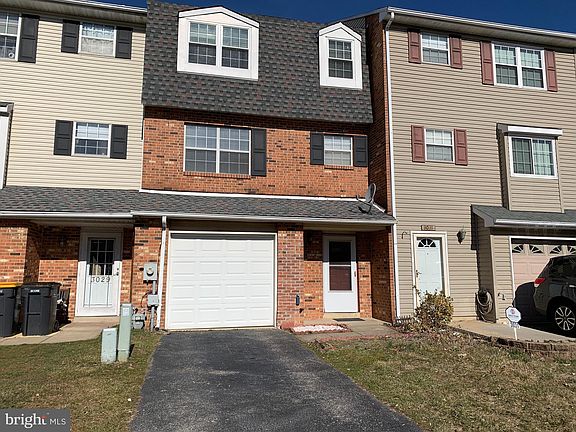 2nd image of 3030 Greenshire Ave