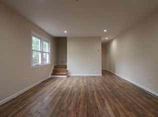 443 Morningstar Rd, Staten Island, NY 10303