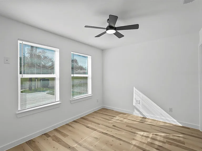 3412 Marshall St #A — Photo 14