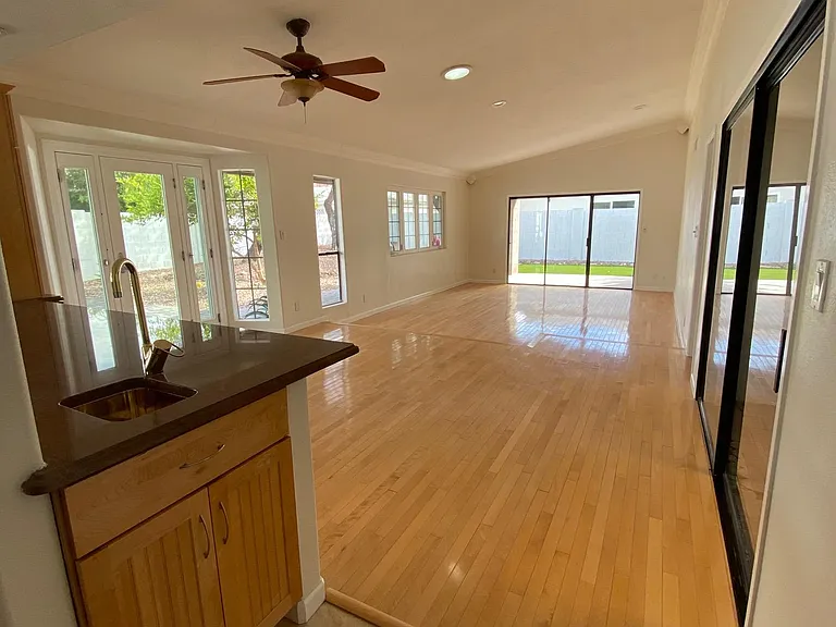 7621 E Via De Lindo — Photo 11