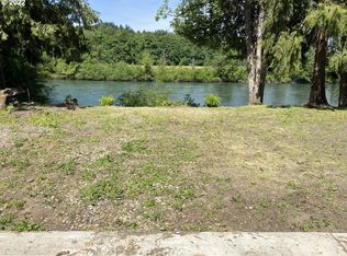 1598 Harbor Dr, Springfield, OR 97477