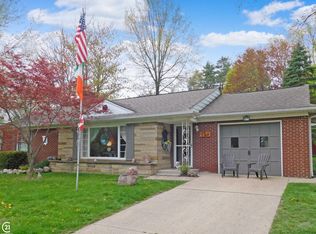 324 W Saint Clair St, Almont, MI