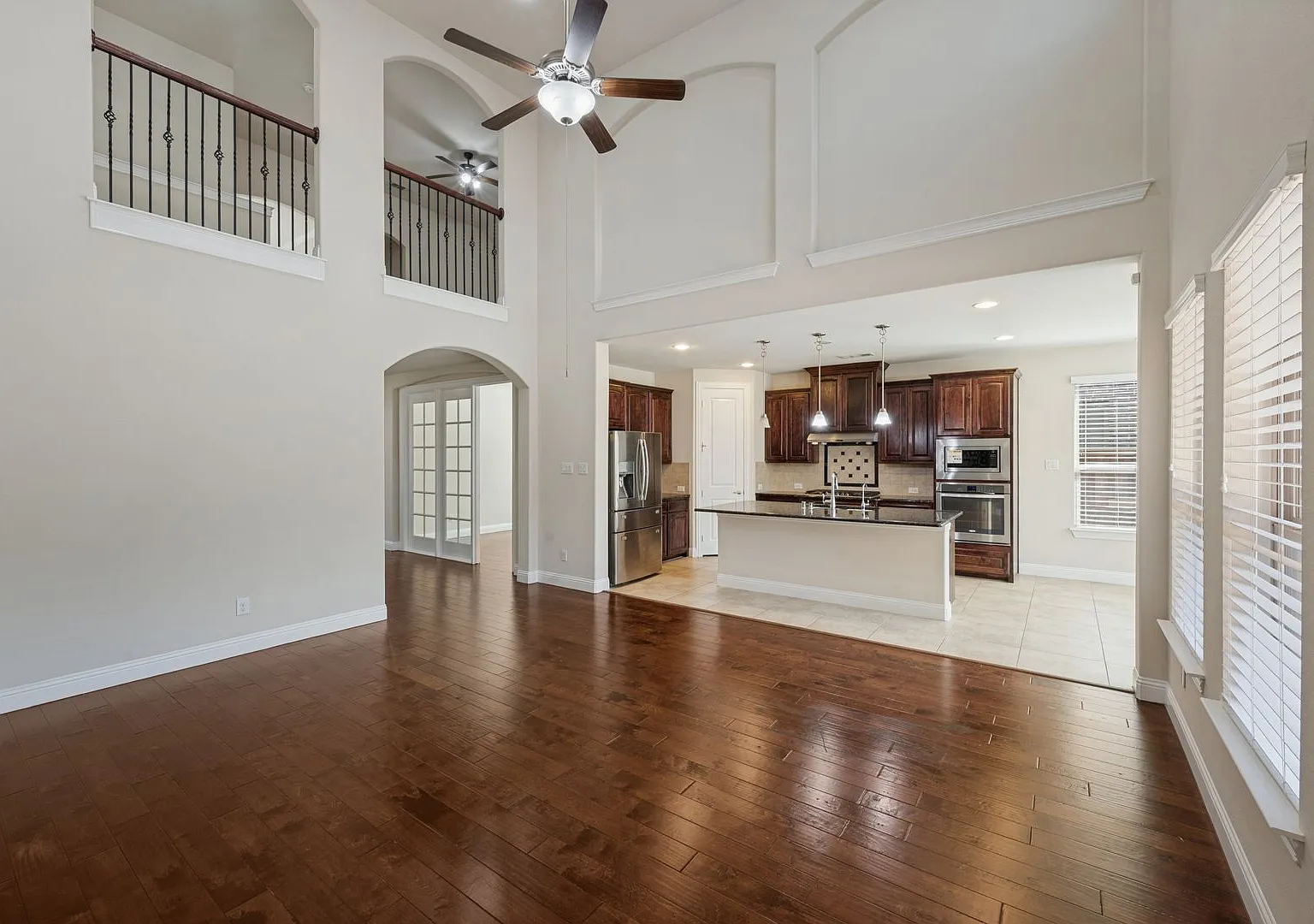 Spacious 4 Bed, 4 Bath Home in Parkside East, Irving - Coppell ISD - Available for Lease! — Photo 2