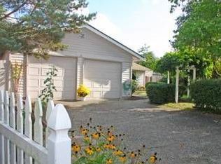 9053 NE 195th St, Bothell, WA 98011