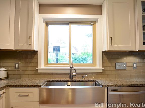 4th image of 644 Aberdeen St NE