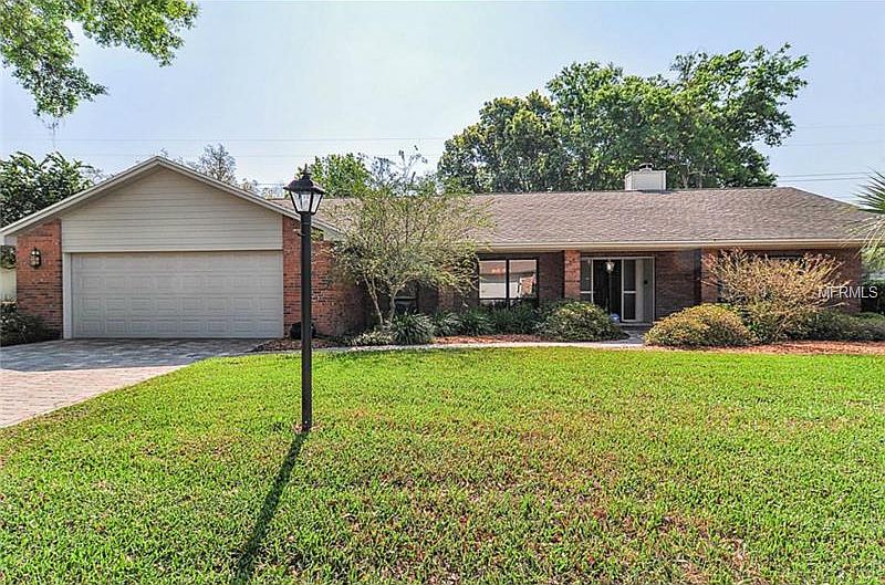 1st image of 374 Forest Park Cir