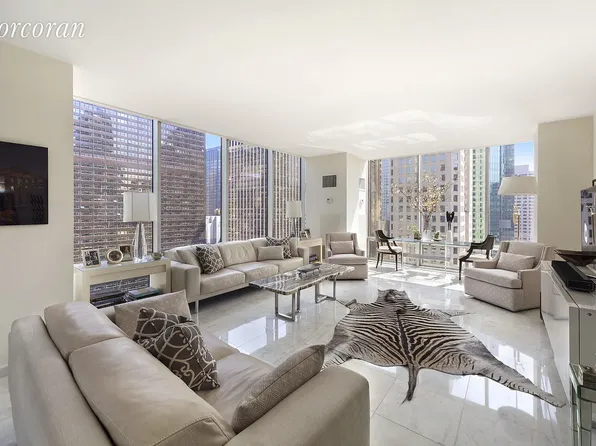 641 5th Ave #24E, New York, NY 10022