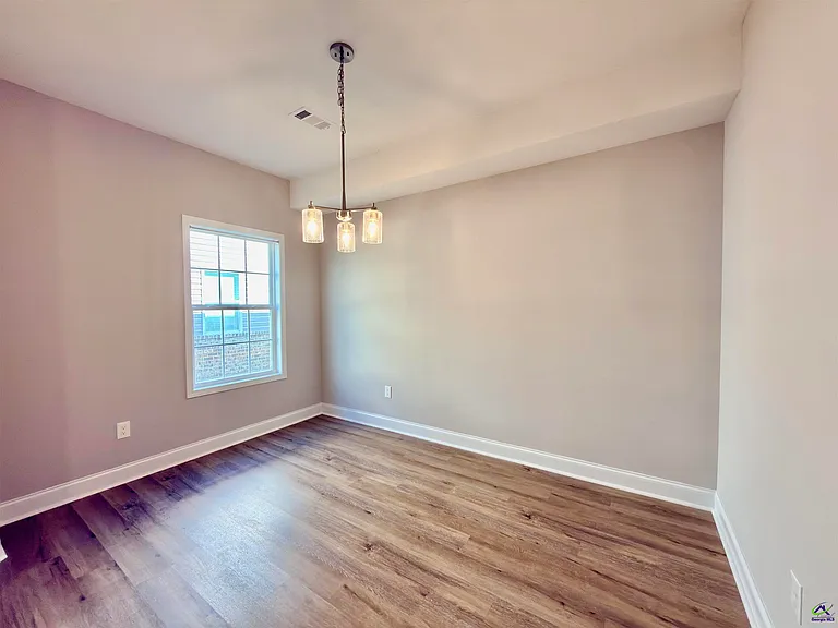 212 Beau Claire Cir — Photo 20
