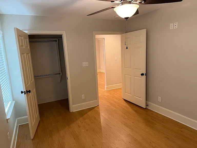 424 Brentwood Dr — Photo 7