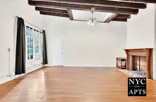 Rented by New York City Apartments | media 2