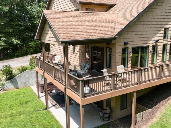 69297 Beebe Rd, Niles, MI 49120