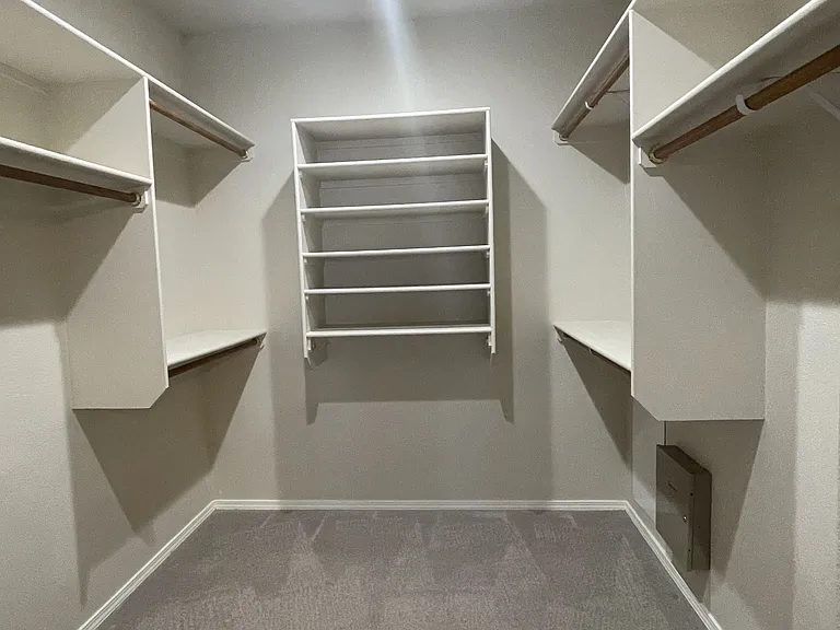 2401 Falesco Rd SE — Photo 15