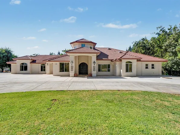 7879 E Garland Ave, Fresno, CA 93737