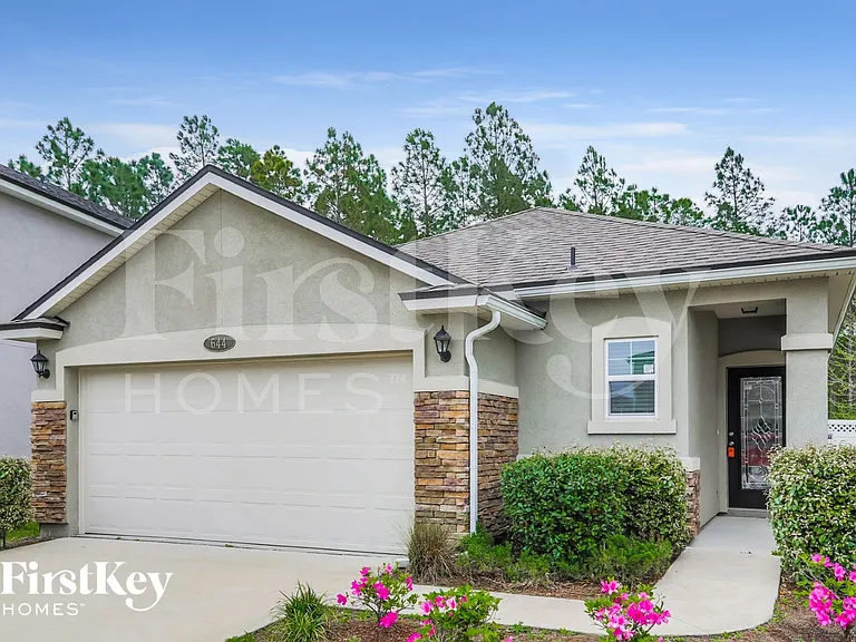 644 Drysdale Dr — Photo 3