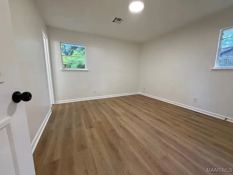 706 Placid Dr — Photo 13