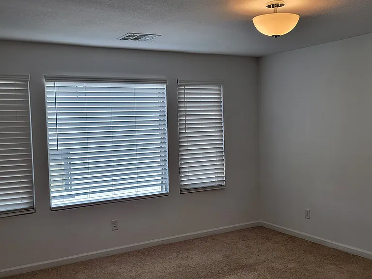 Upstairs primary bedroom