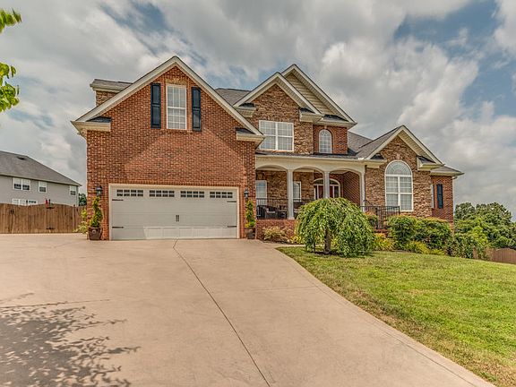 2nd image of 500 Calthorpe Ln