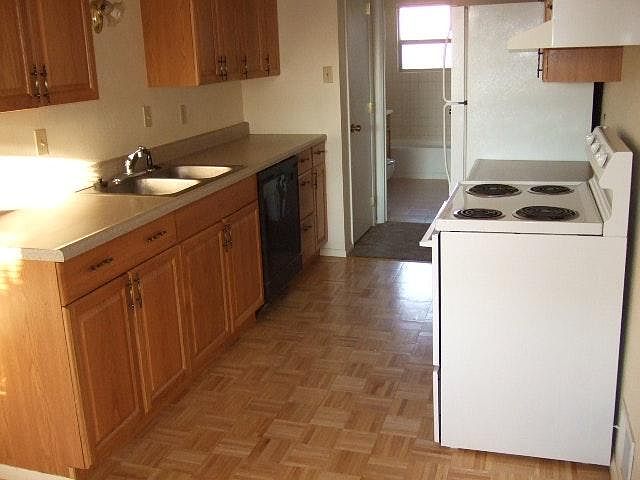 2nd image of 1489 Three Fountains Dr Unit 2