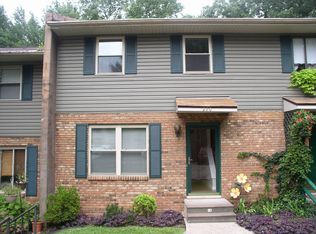 220 Walker Dr #220, Dunbar, WV