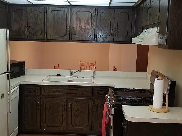 10420 Circle Dr #22B — Photo 8