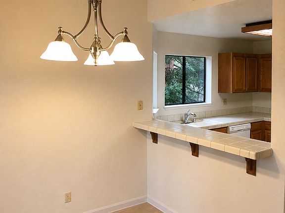 5th image of 1907 Magdalena Cir APT 47