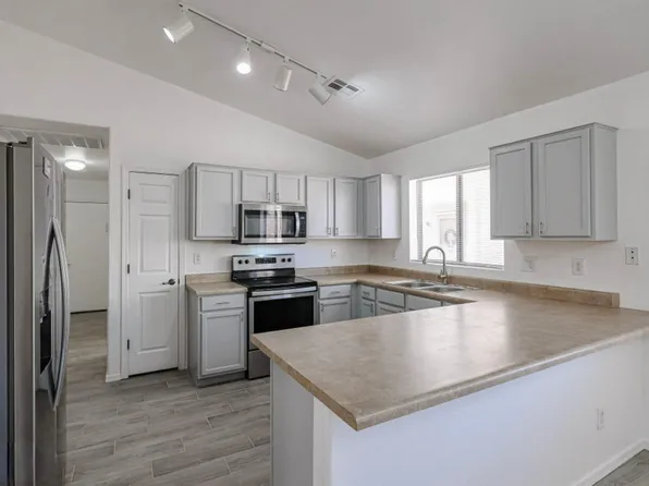 23928 W Desert Bloom St, Buckeye, AZ 85326