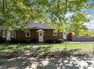1701 Sycamore St, Harrisburg, PA 17104