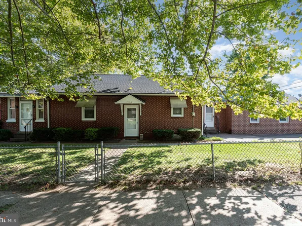 1701 Sycamore St, Harrisburg, PA 17104