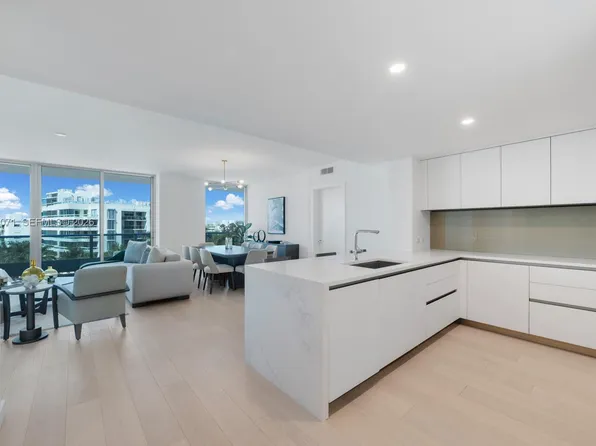 9221 E Bay Harbor Dr #610, Miami Beach, FL 33154