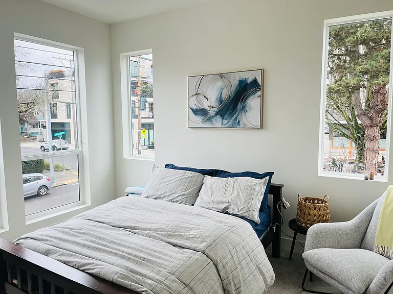 2832 SE Division St #2 — Photo 32