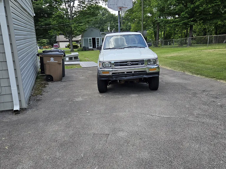 1221 Bradford Ln — Photo 17
