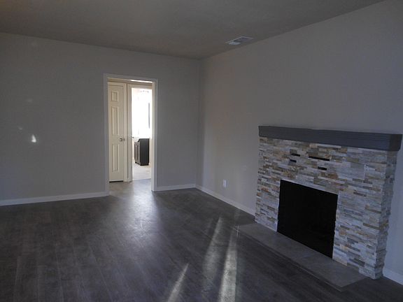 3rd image of 3001 35th Ave