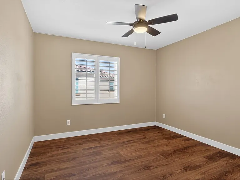 621 Calle Vibrante — Photo 16