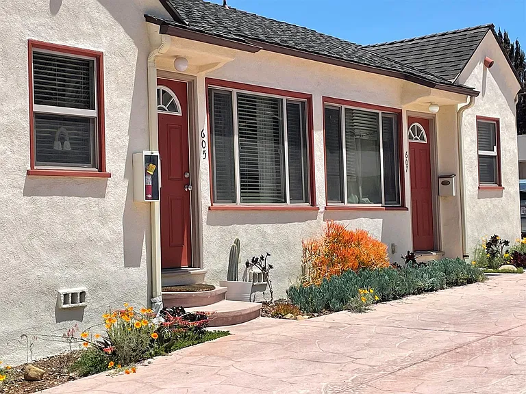 605 W Canon Perdido St #605 — Photo 1
