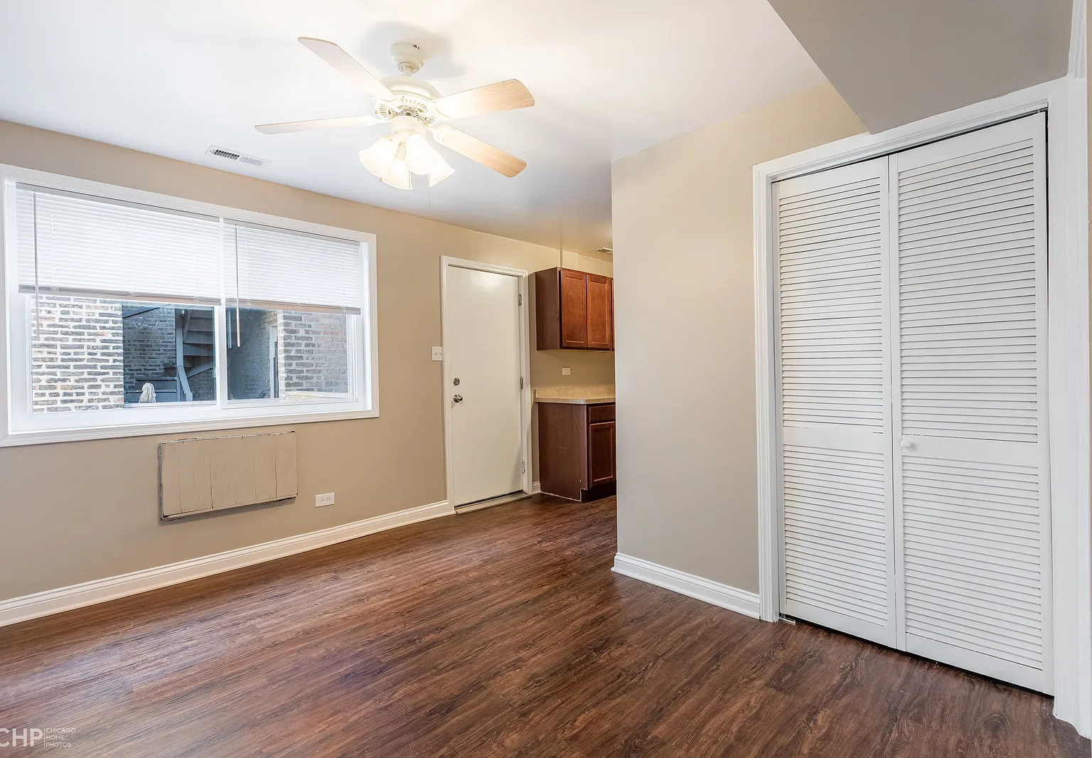 2 bed, 875 sqft, $1,325 — Photo 2