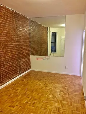 Rented by Best Apartments North Inc | media 8