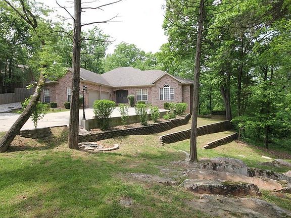 2nd image of 3 Dalton Dr
