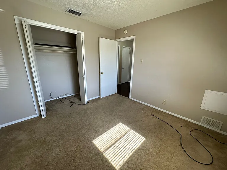 210 Memory Ln — Photo 12